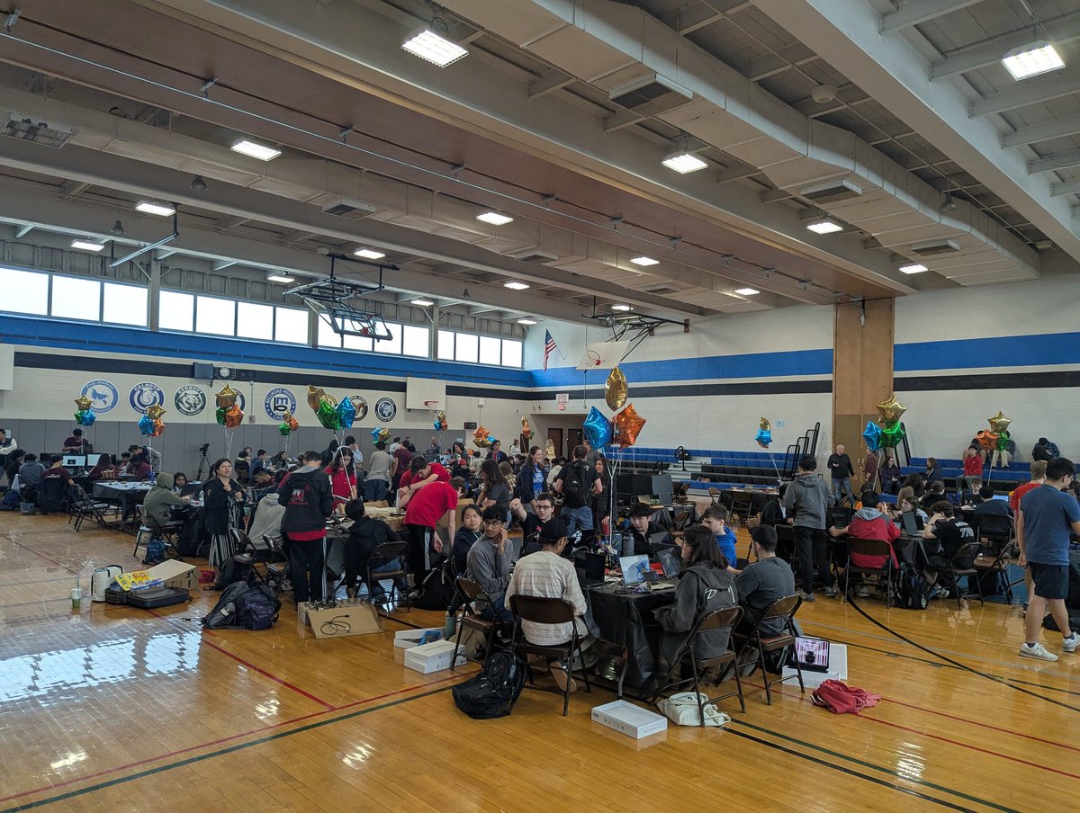 pomara_matt's tweet image. Amazing day #CodeConquest 
Seventeen schools, amazing output!
@kid_OYO 
@ArkTCI