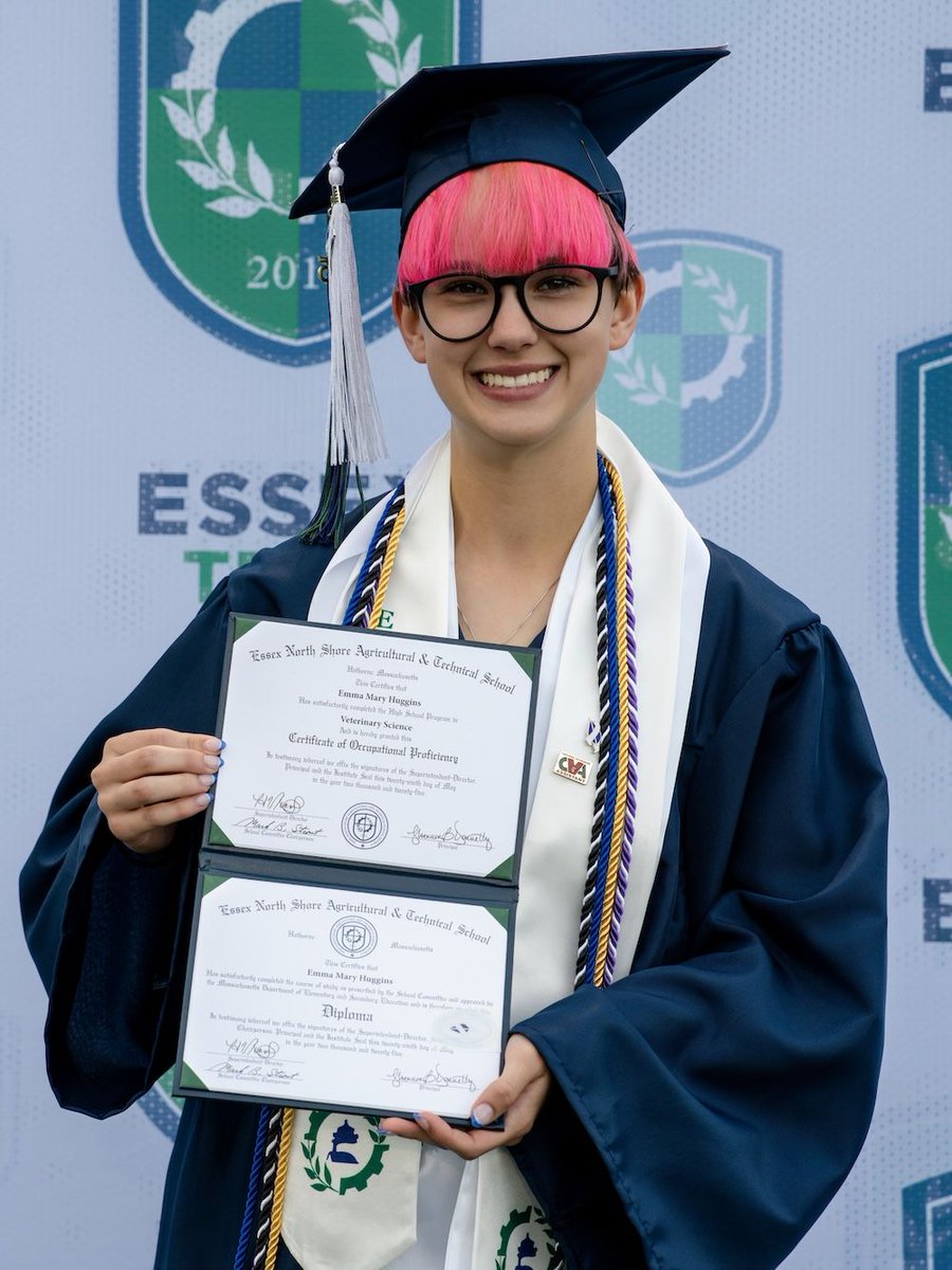 Diploma Portraits for the Class of 2025 are now available! More photos from graduation and other senior events will be available next week. Congratulations to the Class of 2025! media.essexnorthshore.org/web/49790b62dd… #HawkTalk #CreateEncouragePromoteDevelop #ENSATS