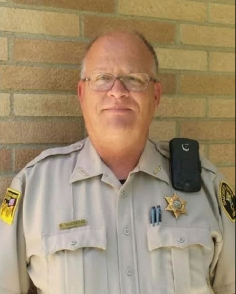 SD Attorney General (@sdattorneygen) on Twitter photo <a href="/SDAttorneyGen/">SD Attorney General Marty Jackley</a> Marty Jackley: Condolences to the family of Barry Hillestad who served as sheriff for both Day County and Roberts County. It was an honor to work with him throughout the years. He was a dedicated law enforcement officer. Rest in peace.
fiksdalfuneral.com/obituaries/bar… <a href="/SDAttorneyGen/">SD Attorney General Marty Jackley</a> Marty Jackley: Condolences to the family of Barry Hillestad who served as sheriff for both Day County and Roberts County. It was an honor to work with him throughout the years. He was a dedicated law enforcement officer. Rest in peace.
fiksdalfuneral.com/obituaries/bar…