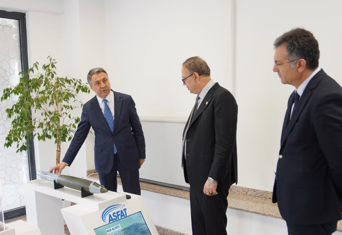 Samsun Milletvekili ve MHP Genel Başkan Yardımcısı Prof. Dr. İlyas Topsakal ASFAT’ı ziyaret etti.