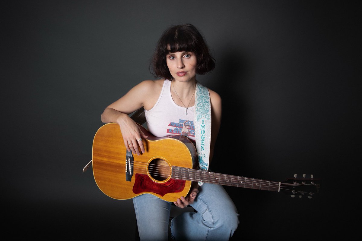 Heart_Songs_Pod's tweet photo. This week on Heart Songs: The Podcast, please enjoy Imogen Clark. @Imogen_Clark https://t.co/A7hBKAiNrl