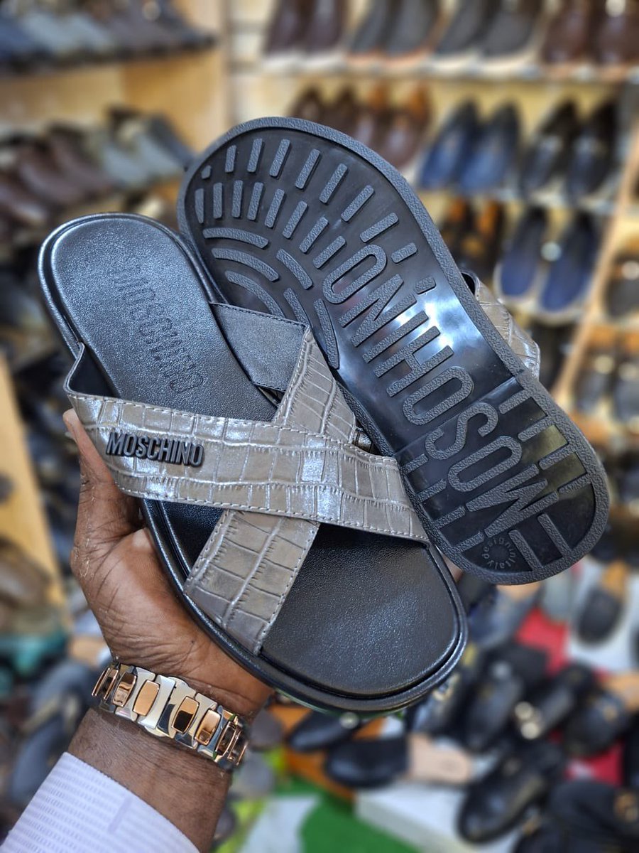 Sketchers 

Price: ₦29,000

Location Kaduna.
Call or WhatsApp— 08063769764