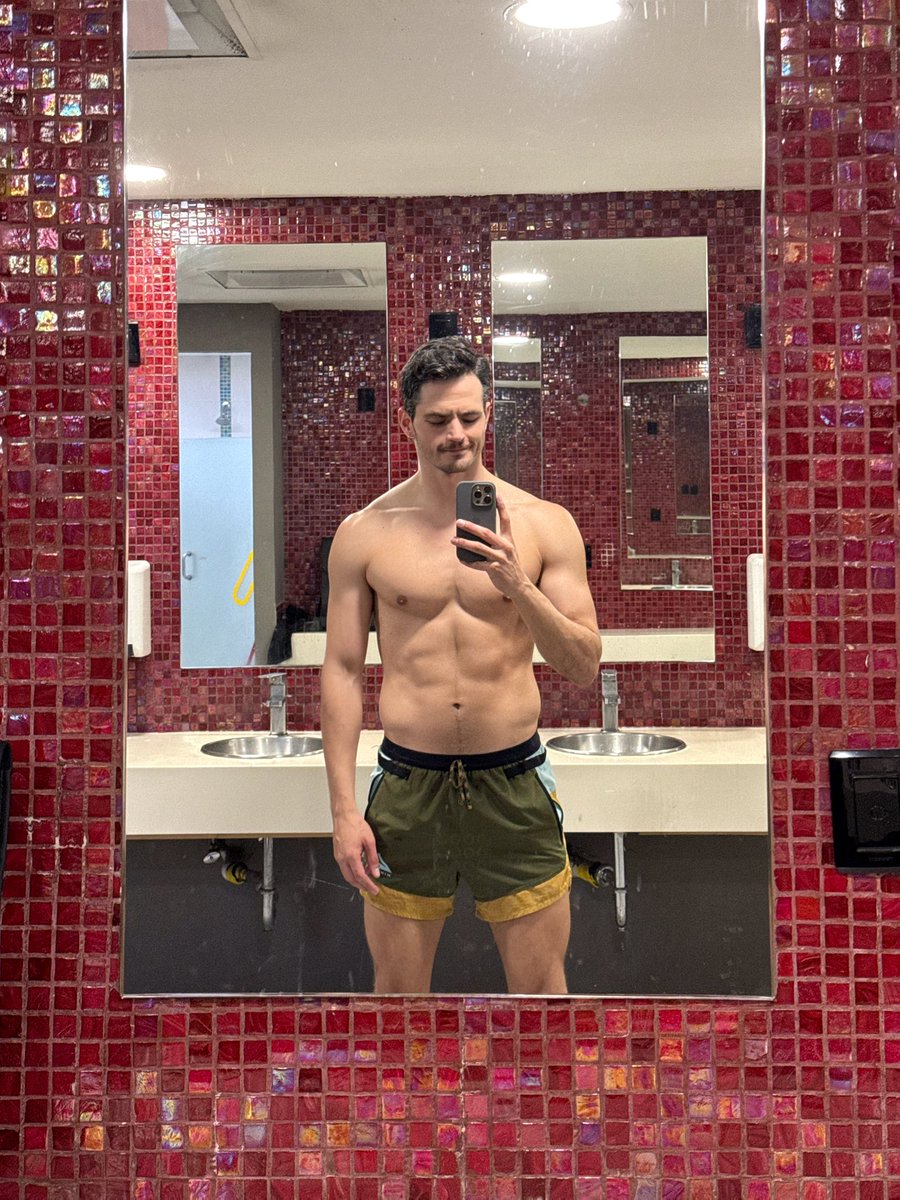 Que su gym, que su iluminación apta.