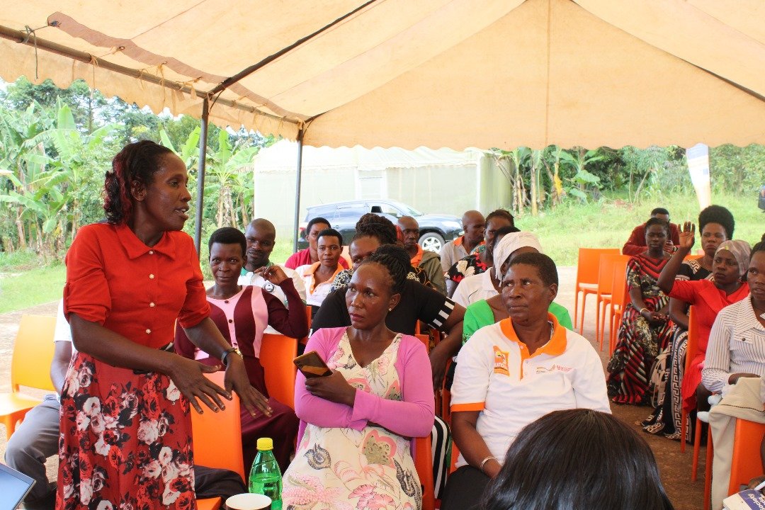 FIAN Uganda (@fianuganda) on Twitter photo FIAN Uganda & <a href="/katosiwomen/">Katosi Women Development Trust</a> convened a consultative meeting with fisherwomen & youth across Mukono, Wakiso,Kalangala & Buvuma districts to gather valuable input from key community members on the Draft Fisheries Regulations 2024, for inclusive & community-driven policy development FIAN Uganda & <a href="/katosiwomen/">Katosi Women Development Trust</a> convened a consultative meeting with fisherwomen & youth across Mukono, Wakiso,Kalangala & Buvuma districts to gather valuable input from key community members on the Draft Fisheries Regulations 2024, for inclusive & community-driven policy development