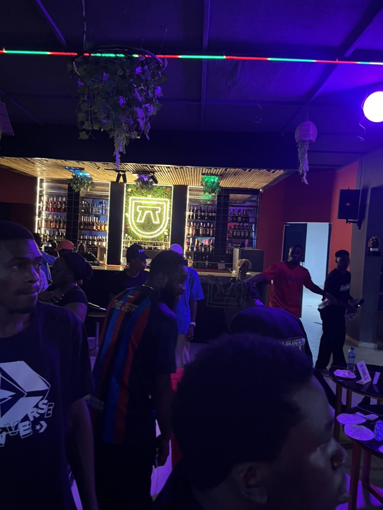 IambigCaesar's tweet image. I really had a great time at @AvaxNG Team1 Game Night hosted by @SethDannyYak
I meet alot of people and also had fun playing FC25 with some of them
It was really interesting tbvh and I hope to do this more often some other time