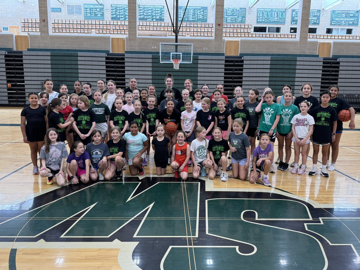 LSW Girls Basketball (@lswgbb) on Twitter photo It was great having LSW Alumni <a href="/kennadiw_15/">Kennadi Williams</a> of <a href="/HuskerWBB/">Nebraska Women's Basketball</a> and <a href="/HuskerSoftball/">Nebraska Softball</a> share her message about work ethic and multi sports athletes! It can be done! It was great having LSW Alumni <a href="/kennadiw_15/">Kennadi Williams</a> of <a href="/HuskerWBB/">Nebraska Women's Basketball</a> and <a href="/HuskerSoftball/">Nebraska Softball</a> share her message about work ethic and multi sports athletes! It can be done!