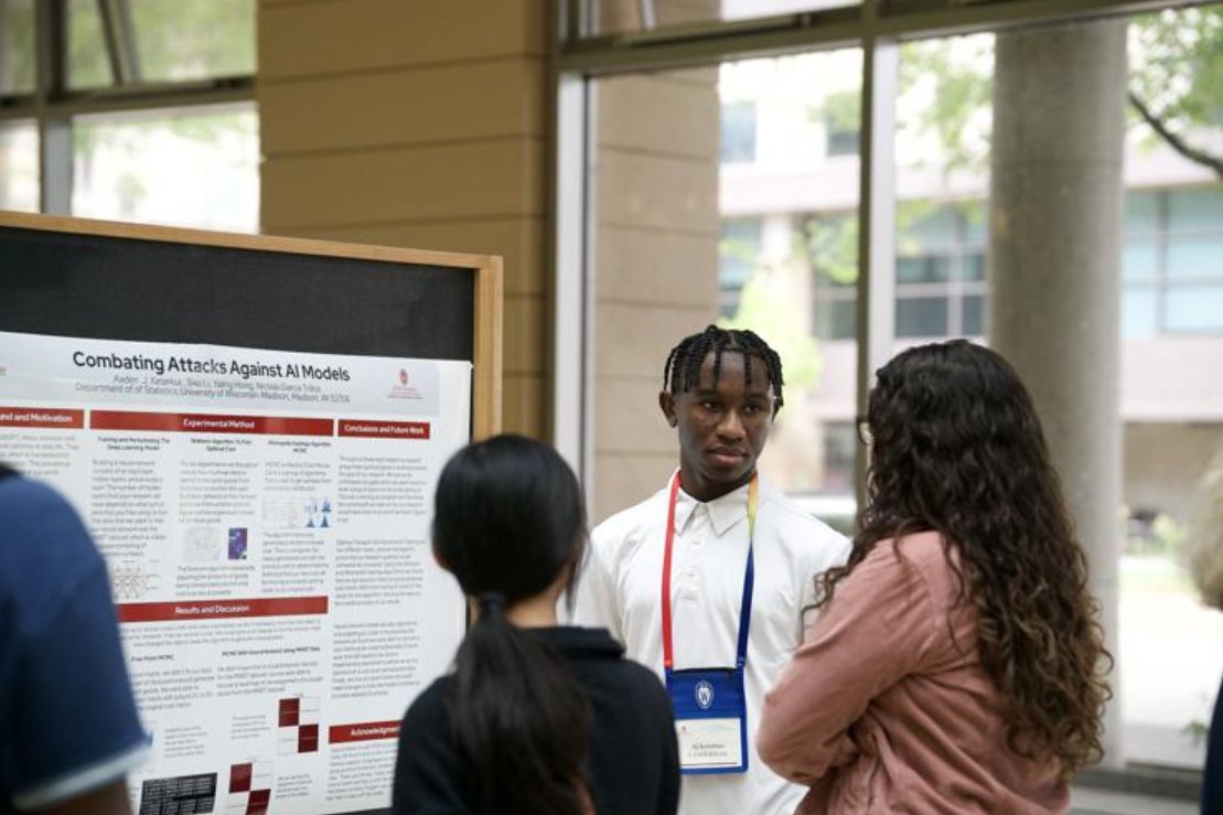 WisconsinCS's tweet image. Fueling Discovery is a @WiStateJournal deep dive into the research and discovery happening in @UWMadisonLS.

🗞️ @UWMadison as a cybersecurity leader
🗞️ How students are creating safe, reliable AI
🗞️Rethinking file storage (so you don&apos;t have to)

Go inside: madison.com/exclusive/fuel…
