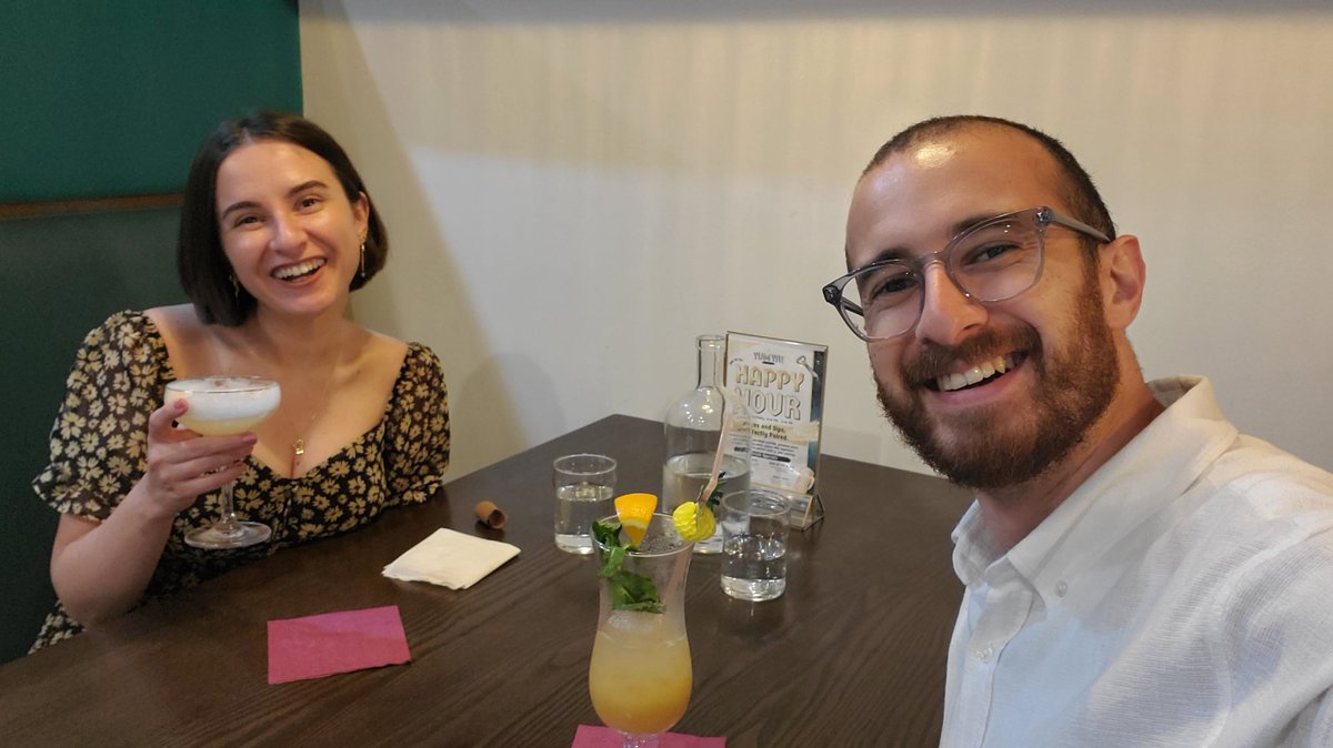sakkol_'s tweet image. Here&apos;s a couple celebrating some recent accomplishments! @ezgisari had a paper accepted, got 2 travel awards, has a platform presentation coming up and got her 100th citation for her 8 papers 🎉🥳😊 and I matched at Duke Epilepsy. We wish everyone achieve what they long for. 🙏😇