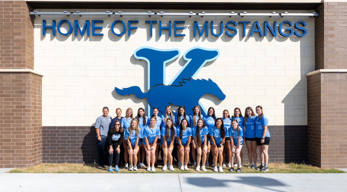 Humble ISD (@humbleisd) on Twitter photo 📸: In less than 24 hours this team plays for the State Championship!! 🏆 🥎
<a href="/KingwoodSB/">Kingwood HS Softball</a> was honored with a sendoff on Thursday at <a href="/HumbleISD_KHS/">Kingwood High School</a> on the last day of school! #ProveIt #ShineOn 📸: In less than 24 hours this team plays for the State Championship!! 🏆 🥎
<a href="/KingwoodSB/">Kingwood HS Softball</a> was honored with a sendoff on Thursday at <a href="/HumbleISD_KHS/">Kingwood High School</a> on the last day of school! #ProveIt #ShineOn