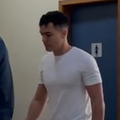 baudorio's tweet photo. ⚠️INACREDITÁVEL! A Justiça do Rio revogou a prisão preventiva do influenciador Vitor Belarmino, que atropelou e matou o fisioterapeuta Fábio Toshiro Kikuta, que havia acabado de casar, na orla do Recreio dos Bandeirantes.

Participe: https://t.co/JAhIm11oaB https://t.co/NIMytMY0hc