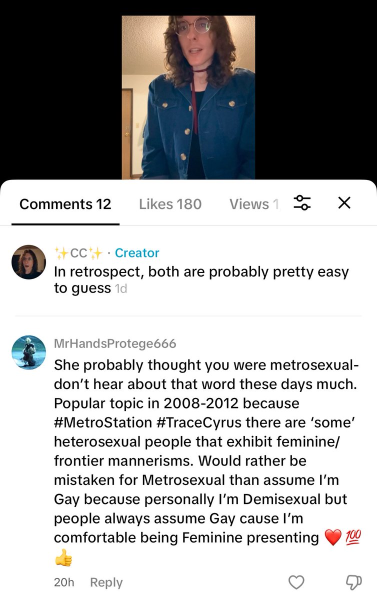 PeopleGoSquish's tweet photo. mildly obsessed with this comment. the username, the hashtags, the choices in capitalization . . . this is art, I think https://t.co/gXcmDb5CNp