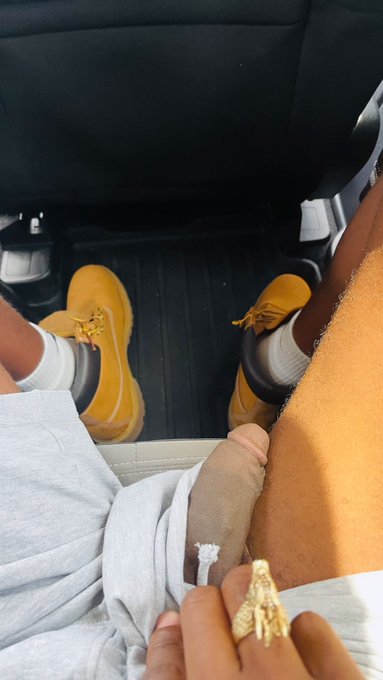 Watch Alpha Ant's leaked NSFW photo on TwXstars