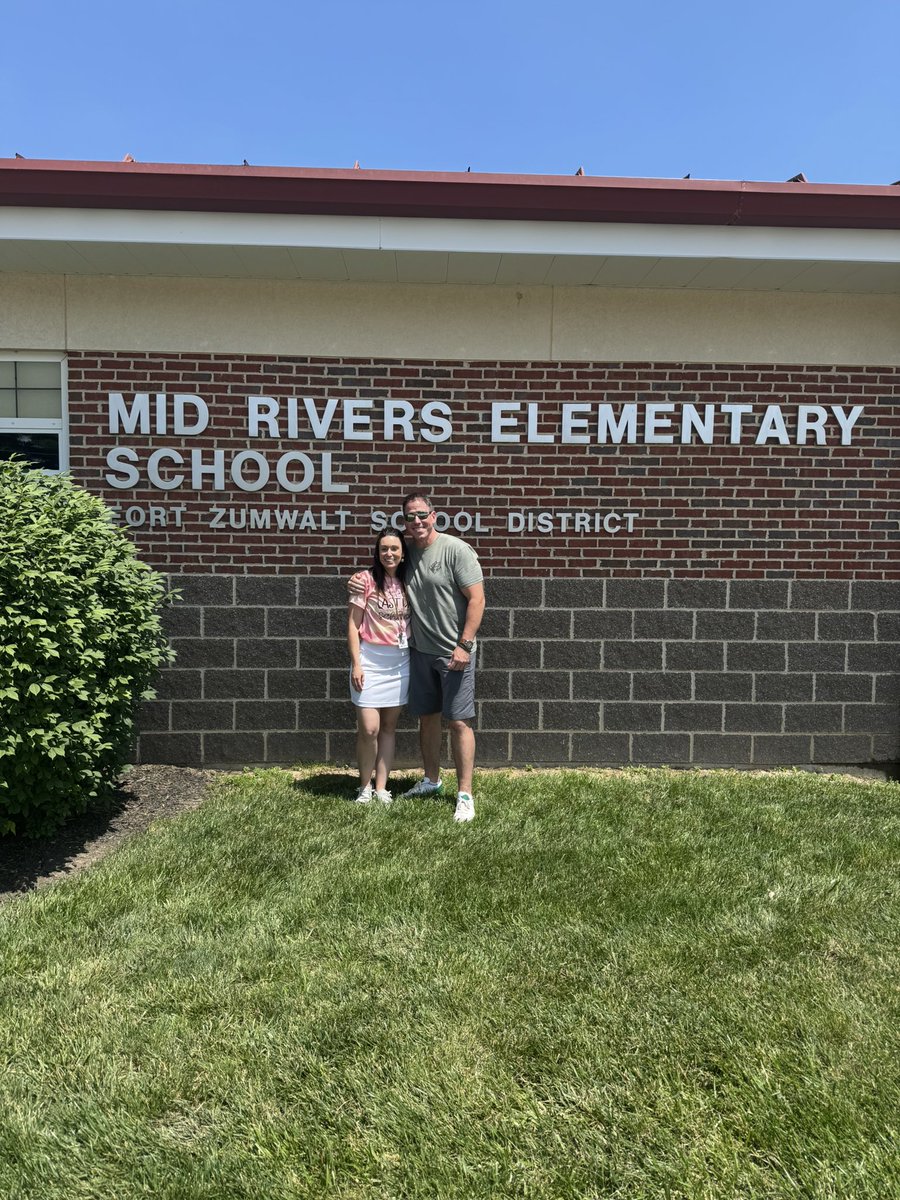 Dr. Loren Romanchuk (@drromanchuk_mre) on Twitter photo Another year in the books for this admin team! Year 3 together was our best year yet! So excited to start planning for next year. <a href="/ZumMidRivers/">FZSD MidRivers</a> Another year in the books for this admin team! Year 3 together was our best year yet! So excited to start planning for next year. <a href="/ZumMidRivers/">FZSD MidRivers</a>