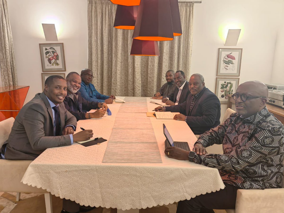 #RDC | À #Goma, le Président honoraire Joseph Kabila a échangé ce vendredi avec la coordination de l’#AFC/#M23.