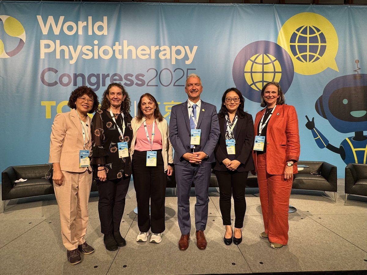 paolosanzo_'s tweet photo. Day #2 World Physiotherapy Congress Tokyo. Well attended manual and musculoskeletal oral networking session, meeting with amazing group of Canadian delegates and researchers (We are Canada) and new countries, poster & oral presentation and panel discussions. #IFOMPT #WorldPhysio https://t.co/sAFjLDdJpP