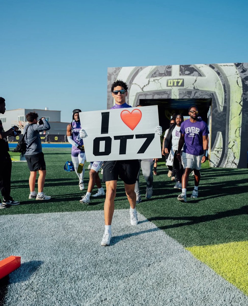 Go vote me for MVP and DPOY‼️‼️
ovrt.me/VoteJoey
<a href="/TorreySmithWR/">Torrey Smith</a> <a href="/Level82_7on7/">LEVEL82_7on7</a>
