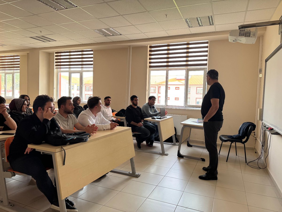 siberveyapay's tweet photo. Siber Güvenlik ve Yapay Zeka Paneli sonrası Milli Savunma Üniversitesi'nden Doç.Dr.Aytuğ Boyacı ile özel bir kariyer söyleşisi gerçekleştirildi.

Detaylar için:https://t.co/DAE0E3PK2v

@aytugboyaci
@___Sngl___ 

#CyberSecurity 
#YapayZeka
#KariyerSöyleşisi
#Beü 
#MSÜ https://t.co/WGBNwzEo5z