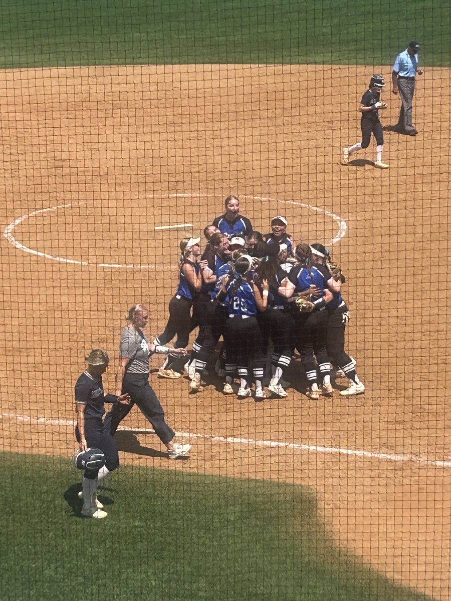 See You in the 🛳️!!!

⁦<a href="/RuralSoftball/">Washburn Rural Softball</a>⁩ 2

Mill Valley 1