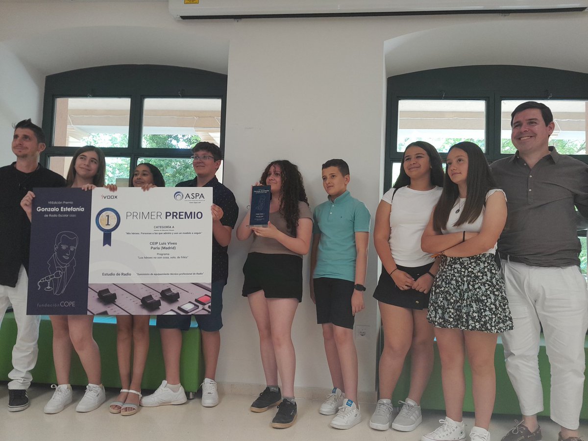 Eva María Fernández Cabanillas (@evafdezcabani) on Twitter photo Hoy se ha celebrado en el #ISMIE la VII edición de los premios Gonzalo Estefanía que otorga la <a href="/fundacioncope/">Fundación COPE</a>
#VocesDelAula es una proyecto de innovación educativa que realizan los centros de <a href="/educacmadrid/">Educación▪️Comunidad de Madrid</a> y tres de los galardonados participan en él.
¡Enhorabuena!
#IF_CMadrid Hoy se ha celebrado en el #ISMIE la VII edición de los premios Gonzalo Estefanía que otorga la <a href="/fundacioncope/">Fundación COPE</a>
#VocesDelAula es una proyecto de innovación educativa que realizan los centros de <a href="/educacmadrid/">Educación▪️Comunidad de Madrid</a> y tres de los galardonados participan en él.
¡Enhorabuena!
#IF_CMadrid