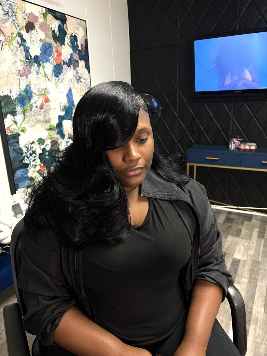 anyways hand me them shears😍✂️