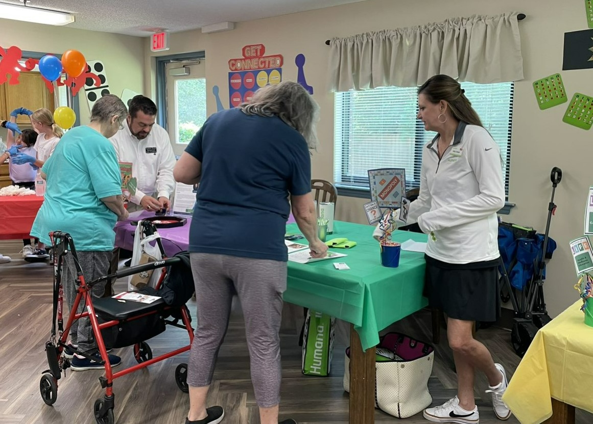 AhepaSL's tweet photo. AHEPA 310 Phase 4 residents in Saraland, Ala., came together to celebrate Older Americans Month with our 2nd Annual Senior Health Fair! https://t.co/aKHzYINeFC #OlderAmericansMonth #SeniorHealthFair #HealthyAging #CivitanYouth #AARP https://t.co/sl8CziIuQQ