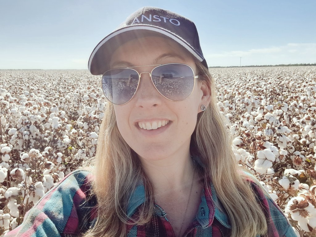 HannahVCooper's tweet image. 💫 A productive and rewarding week at University of Adelaide.

🧑‍🏫 I gave a lecture to 3rd year students on soil organic amendments.

🌱 We held a Soil Matters team meeting, with presentations across a range of projects.

✈️ We also travelled to visit macadamia and cotton soils.