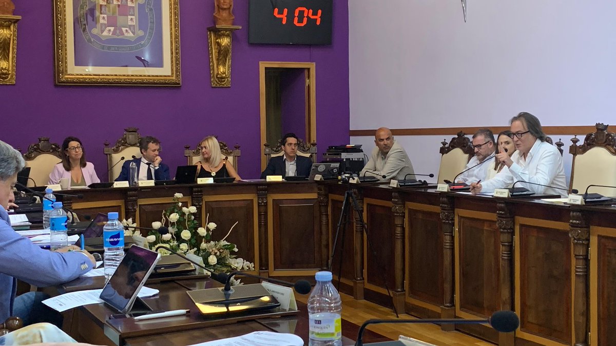 El pleno del Ayuntamiento apoya exigir a la Junta la conversión en autovía de la A-306 entre Jaén y Córdoba 🚧🛣️. 

⬇️El PP se retrata poniéndose de perfil y no reclama
a Moreno Bonilla esta obra que prometió hace 6 años

Por el progreso de #Jaén y veinte municipios +
AUTOVÍA YA!