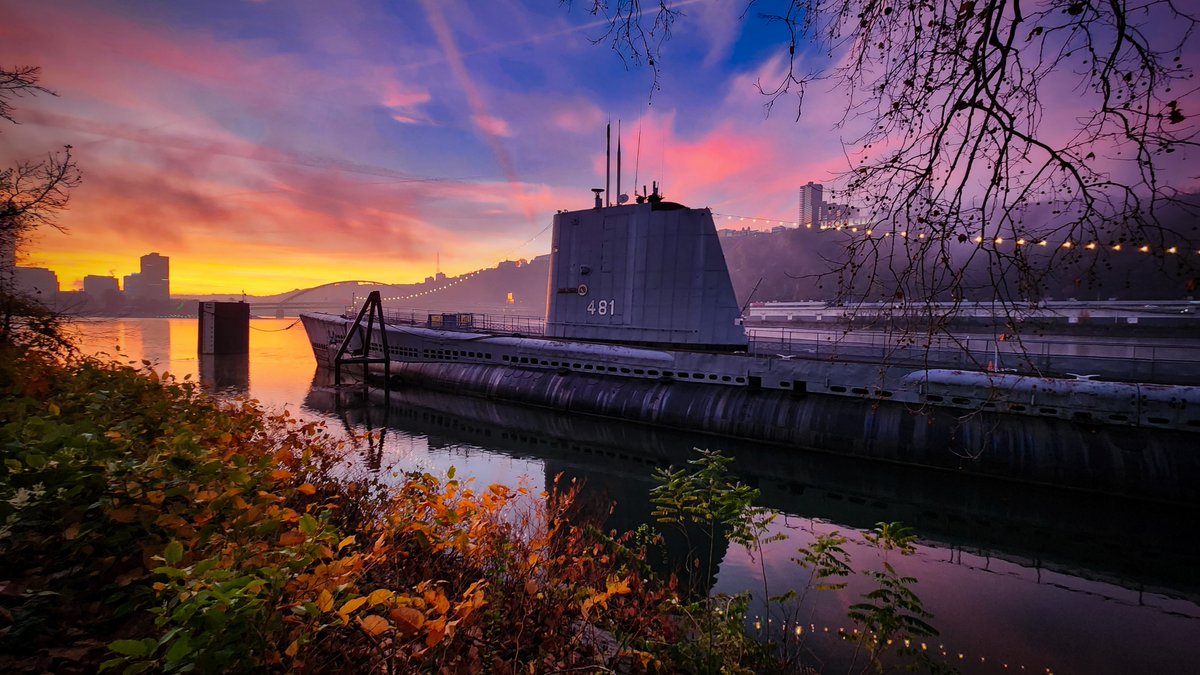 The weather is warming up, so come chill with Carnegie Museums! Check out our upcoming events for this week.

Find out more about these activities and even more coming up at carnegiemuseums.org/events

📸: photo of USS Requin (SS 481) by Doug Dehaven