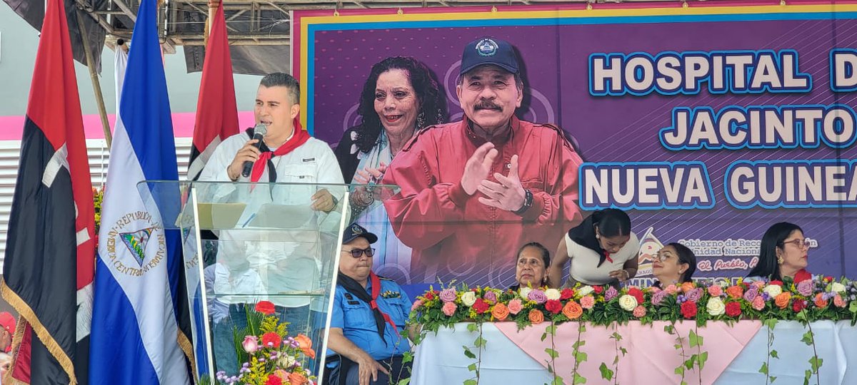 El GRUN, madres de Héroes y Mártires, Familiares del Cdte Jacinto Hernandez, y Pueblo Presidente dé Zelaya Ctral Inauguraron el Majestuoso Hospital Dptal,
impresionante Obra Histórica q reafirma el Compromiso del Cmdt. Daniel y la Cra Rosario q garantiza Salud Gratuita  con Amor