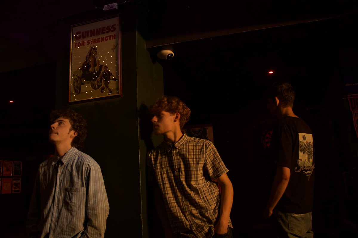 _CLOUDBURST__'s tweet image. Merch market antics ☁️💥