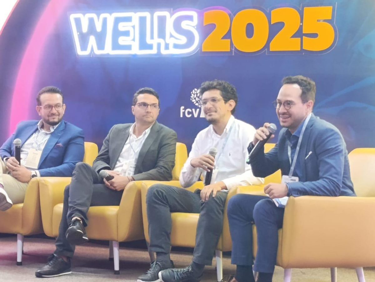 Hospital Alma Máter de Antioquia (@hospalmamater) on Twitter photo #AsíSomos en el marco del Segundo Simposio de Hospitales Inteligentes #Wells2025 🤖 nuestro especialista <a href="/arangoalejo/">Alejandro Hernández-Arango</a> participó en el panel de expertos con el tema: Interoperabilidad y Telemedicina para un Mundo sin Distancias.
Agradecemos a <a href="/fcvcolombia/">fcvcolombia</a> por extendernos esta #AsíSomos en el marco del Segundo Simposio de Hospitales Inteligentes #Wells2025 🤖 nuestro especialista <a href="/arangoalejo/">Alejandro Hernández-Arango</a> participó en el panel de expertos con el tema: Interoperabilidad y Telemedicina para un Mundo sin Distancias.
Agradecemos a <a href="/fcvcolombia/">fcvcolombia</a> por extendernos esta