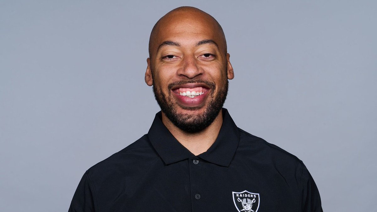 mzenitz's tweet photo. The #Jets are hiring #Raiders player personnel assistant JaLun Morris as a scout, a source tells @CBSSports.

Worked for the Raiders the last three years after previously working for the #Seahawks as well as UAB and Alabama at the college level. https://t.co/Pihnytg36P