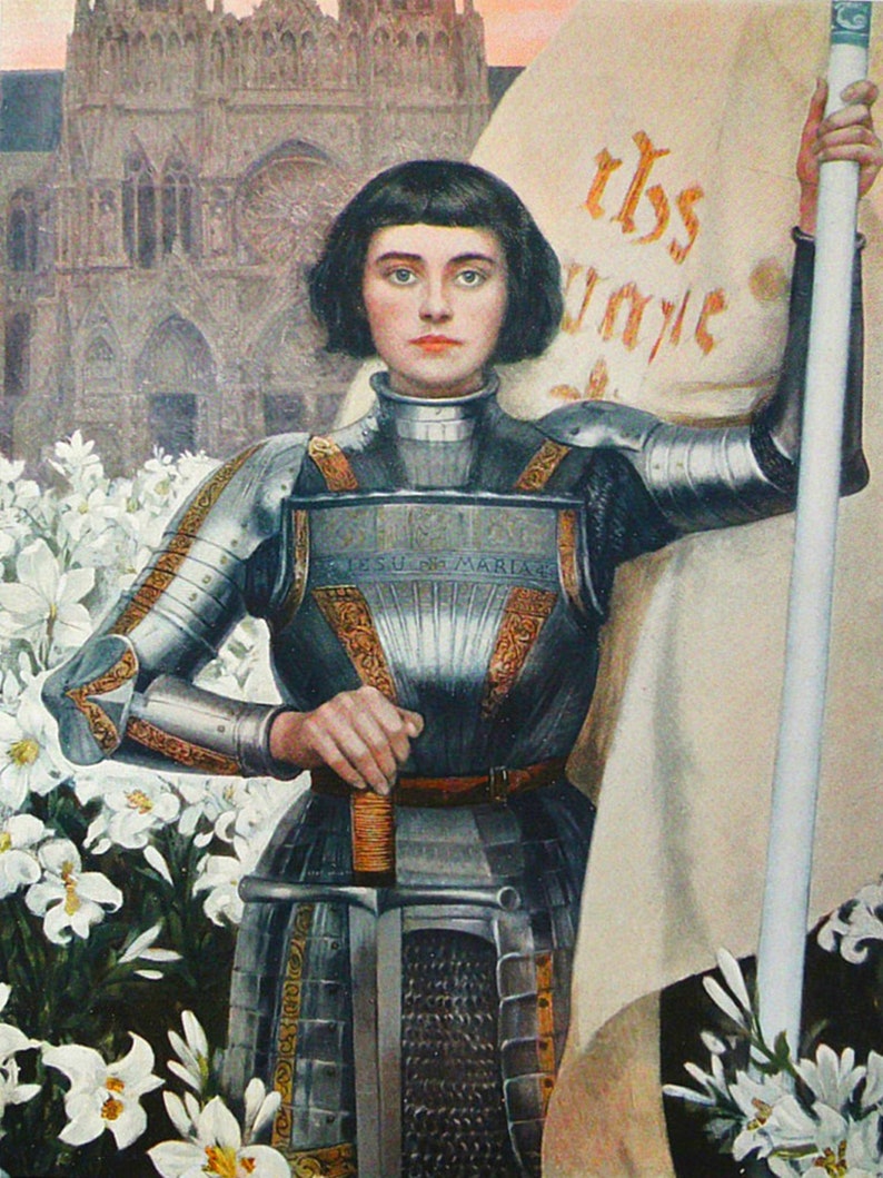 Le 30 mai 1431, Jeanne d’Arc était brûlée à Rouen.
En deux ans, cette jeune fille de 19 ans, portée par sa foi, a changé le cours de l’Histoire comme capitaine d’armée. Orléans, Reims, Compiègne… inspirée jusqu’à son procès. Une Française hors du commun qui traverse les régimes.