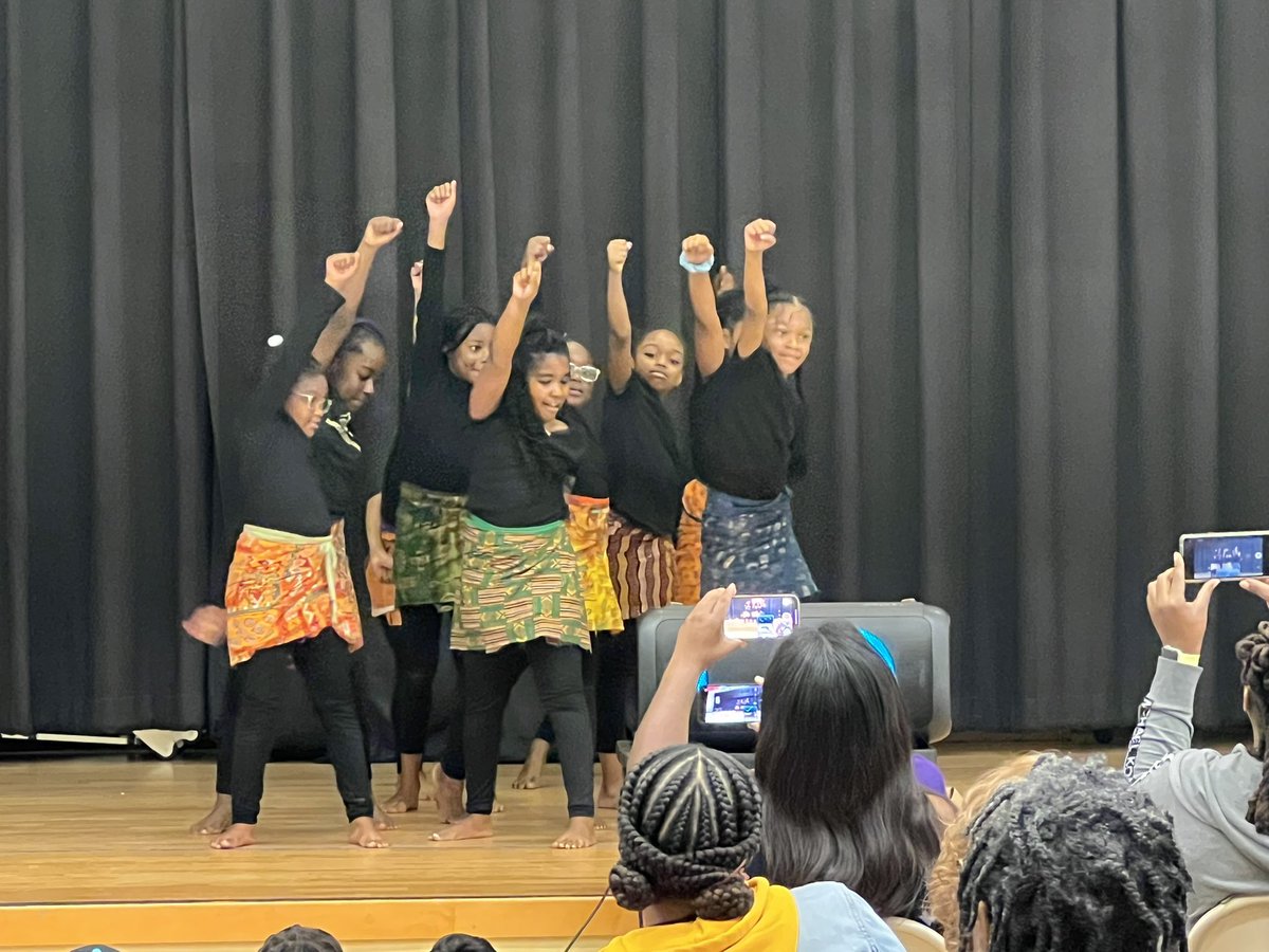 Dr. Tiffany Scott tweet media