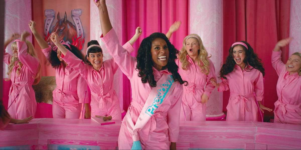 life feels like this scene of the Barbie move right now