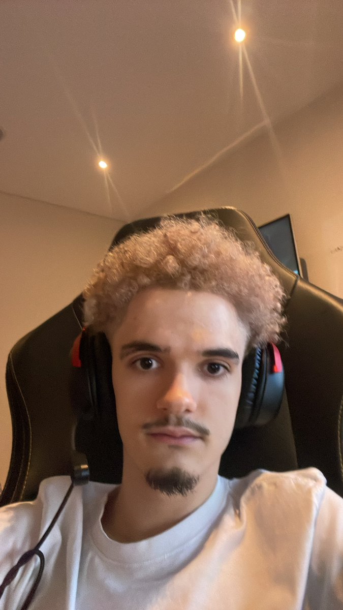 XSET Veno tweet media