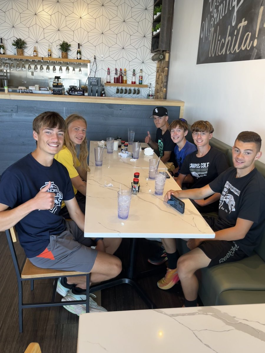 Our Distance State Qualifiers had an awesome brunch this morning and are ready to go for tomorrow!