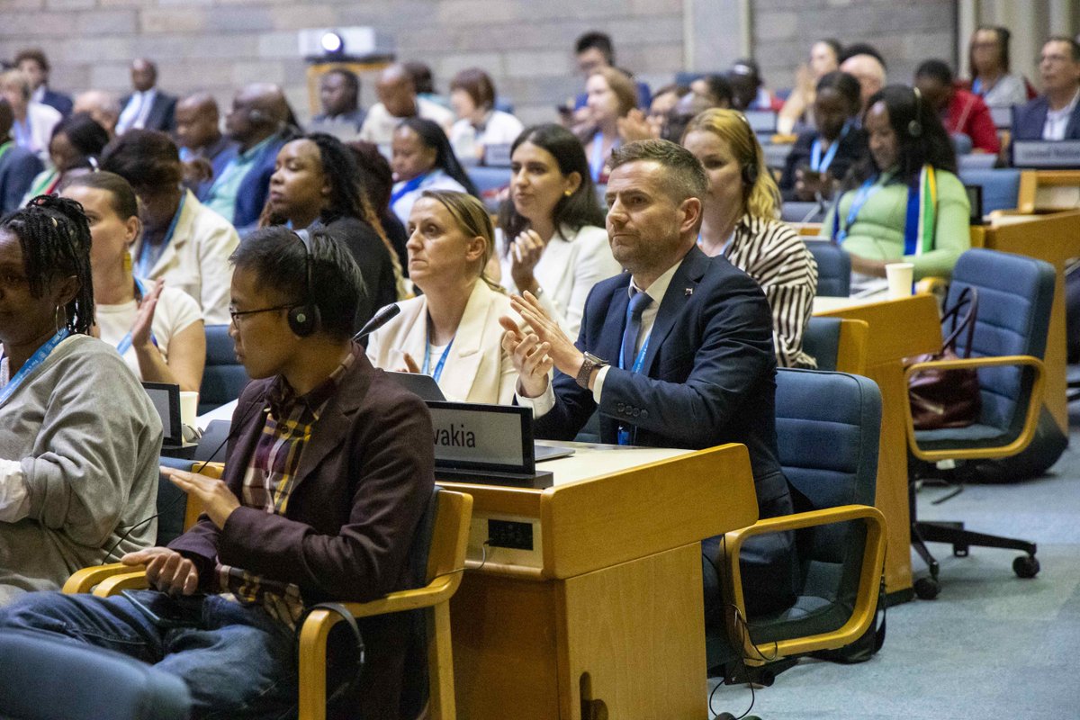 UNHABITAT's tweet image. ✅ The new Strategic Plan 2026–2029 was adopted at #UNHA2!

The Assembly also elected its next Presidents: Malaysia (2025–27) &amp;amp; UAE (2027–29), along with 36 new members to the Executive Board.

A bold step toward sustainable urban futures.
#HousingForAll