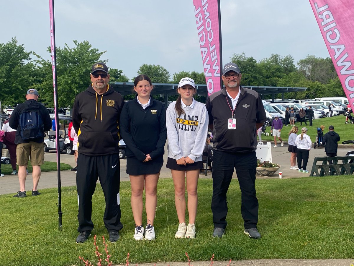 Kate Wahman(82,80) finishes 21st at the state tournament at Pleasant Vally Golf Course. Anna Wahman (78,85) finished 24th after the two days.