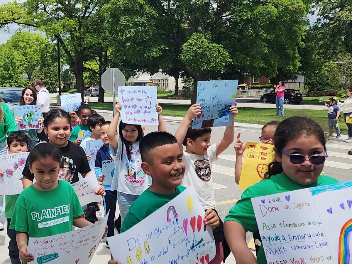 Dr. Lisa Carlos tweet media