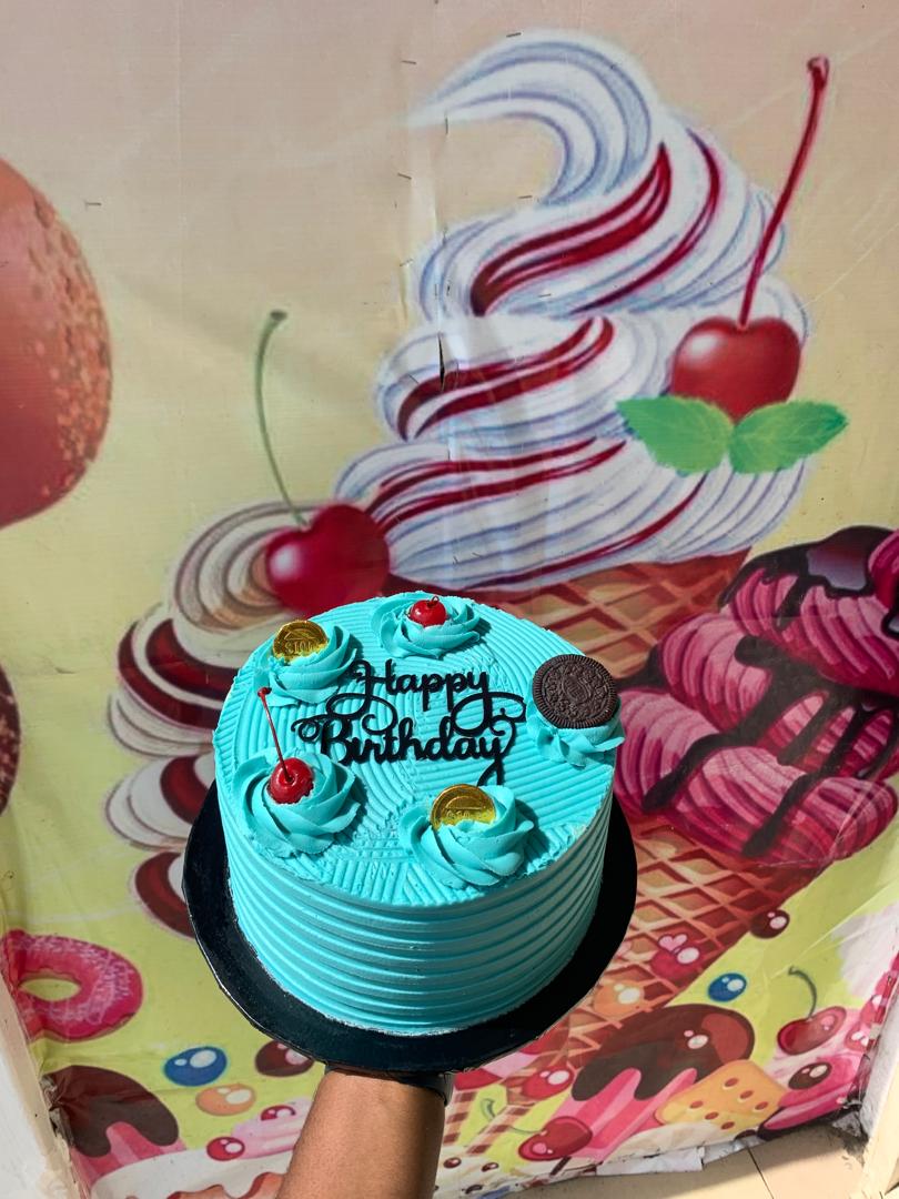 jovites__'s tweet photo. Our cakes will always taste as good as they look feel free to send in your orders.

We now have a branch in Lagos also 💯💯💕.

Available to take your orders in Yenagoa and Lagos https://t.co/0AgvrT1DLs