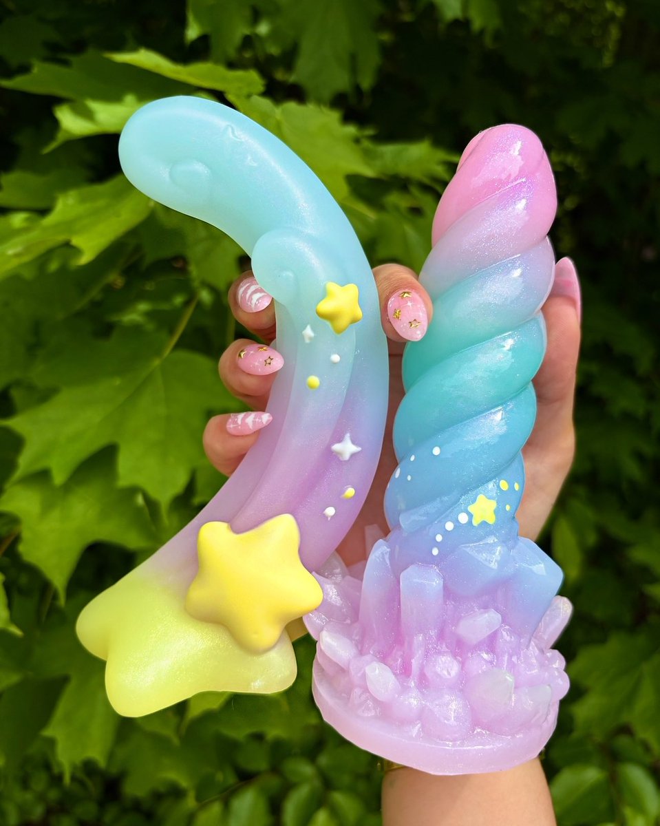 We’ve arrived in Vegas! 
We have some eye candy to show off this week ✨