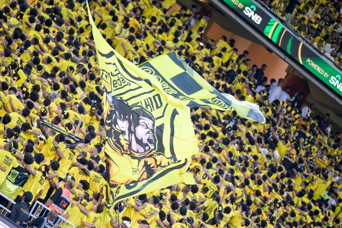KingCupSA's tweet photo. فرحة الحسم 🟡⚫️

#الاتحاد_القادسية 
#نهائي_أغلى_الكؤوس 🏆 https://t.co/jVg7IB0ItN