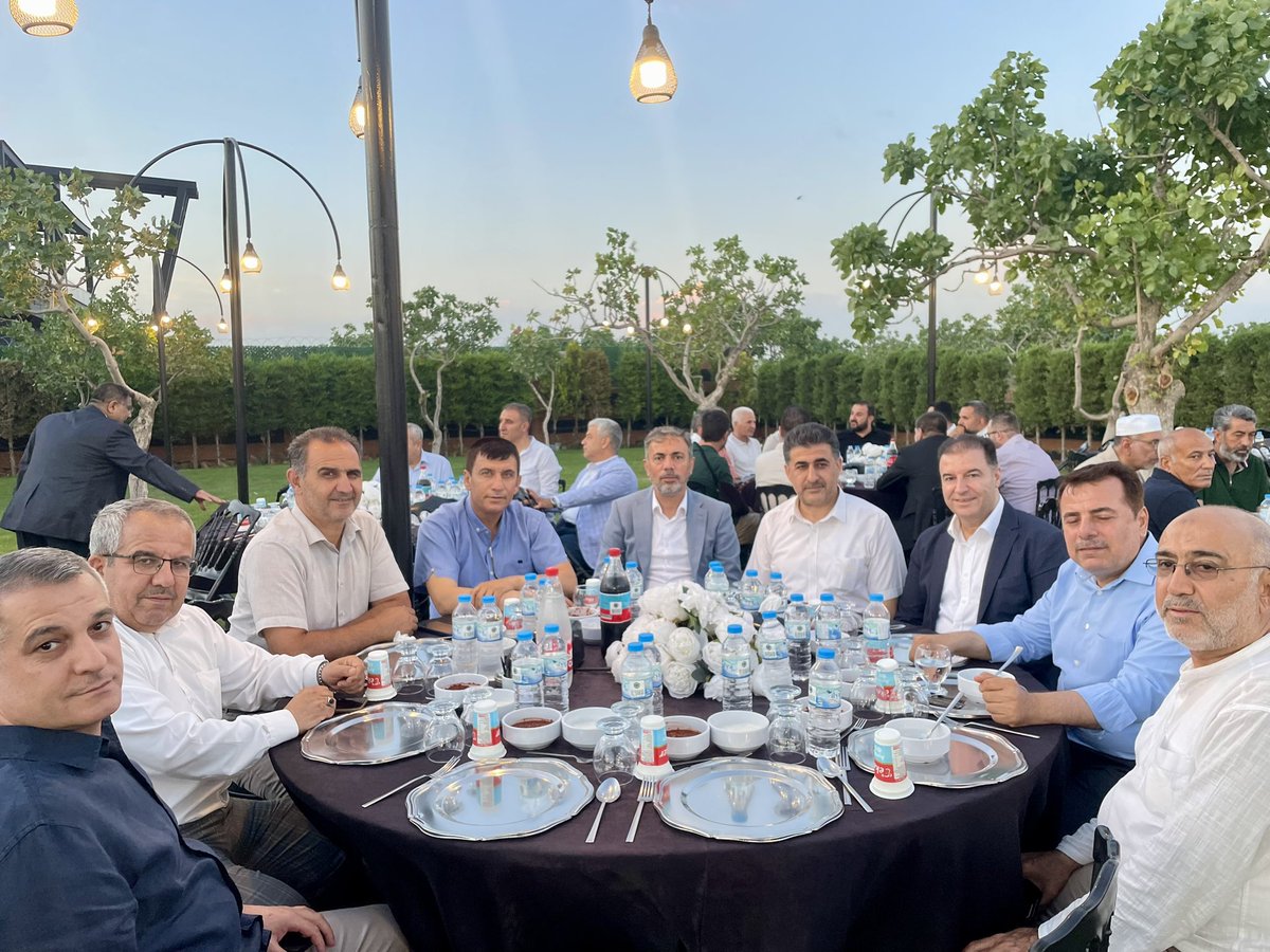 Öncel ve Ural ailelerinin iki kıymetli gencinin mutlu günlerinde sevinçlerine şahit olduk. Allah mesut bahtiyar etsin.