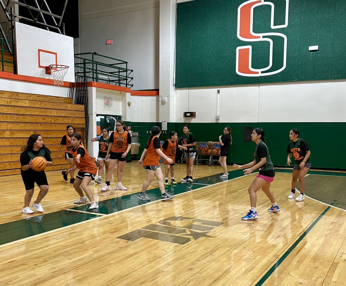 HHSSGBB's tweet photo. The 2025 Lady Hawks Basketball Camp was a great success! A huge thank you to all our future Lady Hawks for showing up and showing out — the future looks bright! 🧡🏀💚 #LadyHawkPride #QueensOfTheCourt 👑
@HCISD_Athletics https://t.co/tGZsOTfjxf