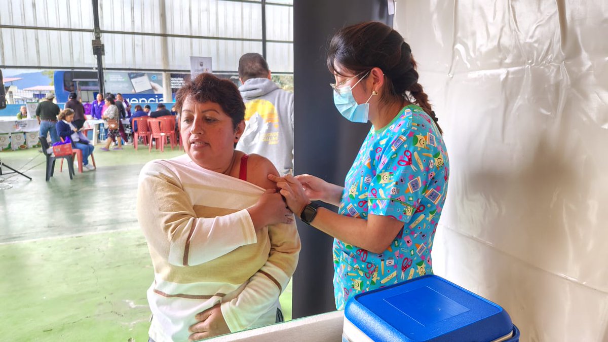 📌#Quijos | Participamos con un equipo médico en la brigada social por #ElNuevoEcuador desarrollado en la ciudad de #Baeza.
La población recibió atención en medicina general, odontología,  obstetricia y vacunación.
<a href="/Salud_Ec/">Ministerio de Salud Pública 🇪🇨</a>