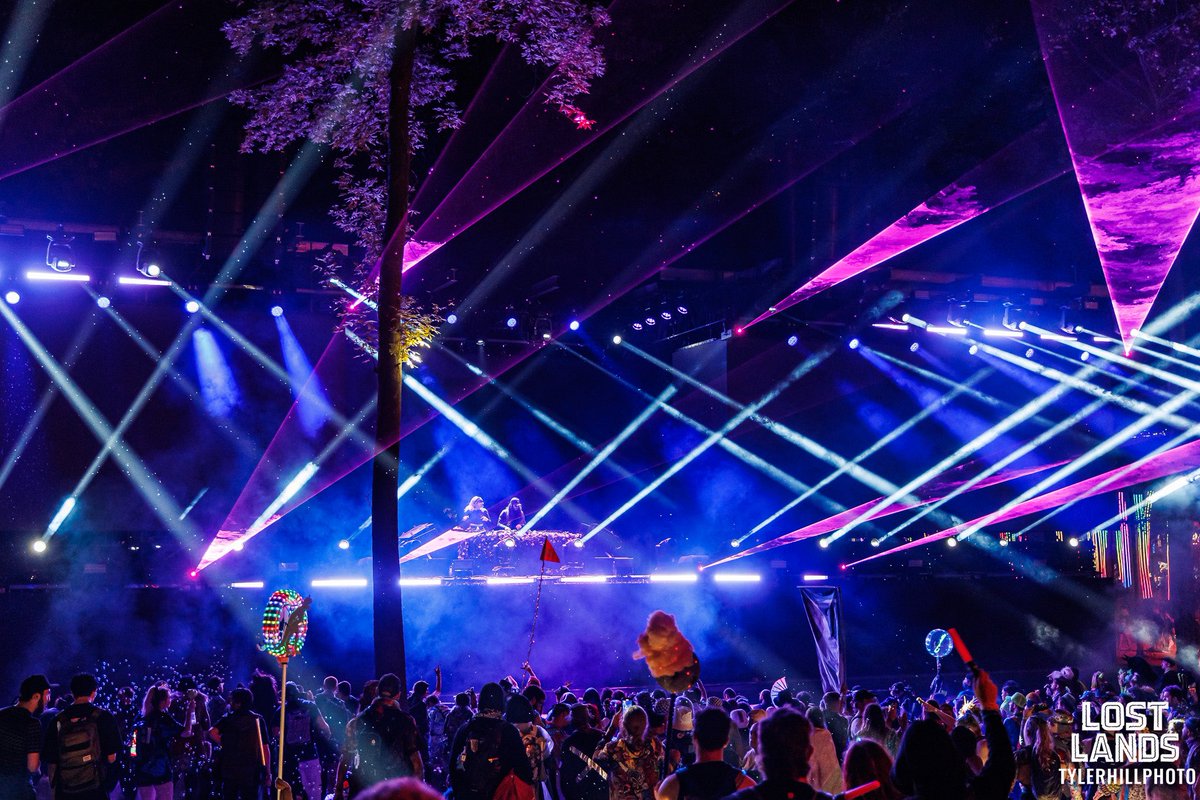 The Arcturians (@thearcturians) on Twitter photo WE ARE COMING BACK HOME FOR OUR 4TH YEAR π
CANT EXPRESS HOW EXCITED WE ARE!!!
WHO WILL WE SEE THERE π
<a href="/lost_lands/">Lost Lands Festival</a> <a href="/excisionpresent/">Excision Presents</a> WE ARE COMING BACK HOME FOR OUR 4TH YEAR π
CANT EXPRESS HOW EXCITED WE ARE!!!
WHO WILL WE SEE THERE π
<a href="/lost_lands/">Lost Lands Festival</a> <a href="/excisionpresent/">Excision Presents</a>