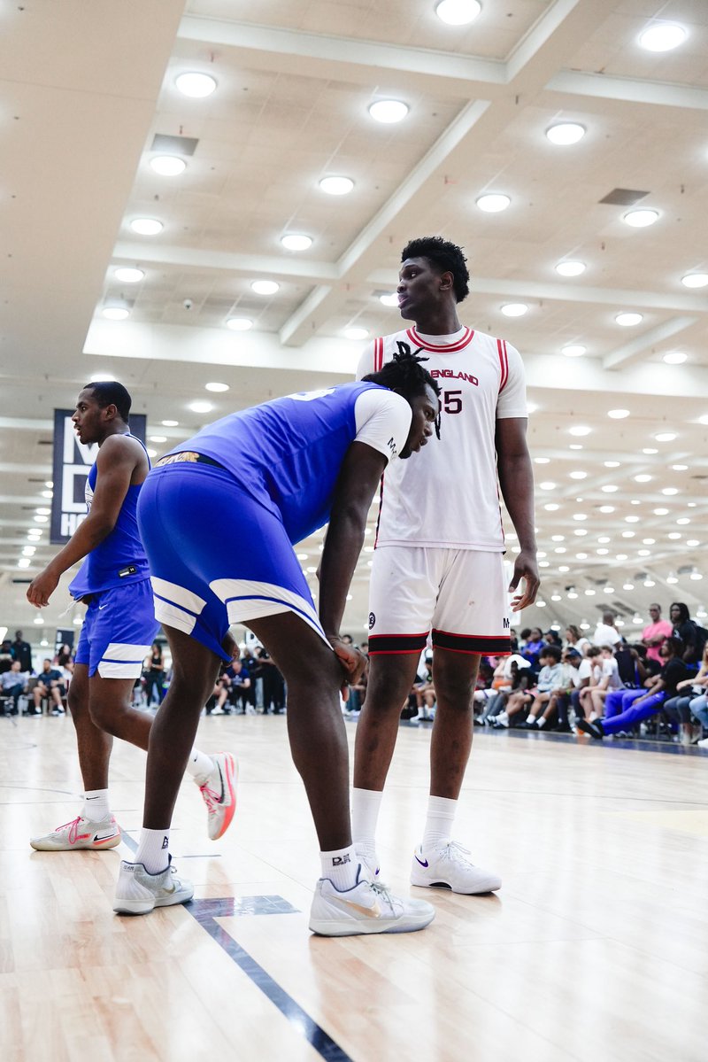 Team New England Basketball Club (@tnebballclub) on Twitter photo Congrats to 6’10” 2026 C <a href="/Collins32486199/">Collins Chidera Onyejiaka</a> on his most recent offer from <a href="/IndianaMBB/">Indiana Basketball</a> 🙌🏾
The <a href="/Newman_Hoops/">Newman School Basketball</a> big fella is a MONSTER on the court & has all the translatable skill to play at the highest level of college hoops‼️
#IUBB #GoHoosiers
#TheHomeTeam Congrats to 6’10” 2026 C <a href="/Collins32486199/">Collins Chidera Onyejiaka</a> on his most recent offer from <a href="/IndianaMBB/">Indiana Basketball</a> 🙌🏾
The <a href="/Newman_Hoops/">Newman School Basketball</a> big fella is a MONSTER on the court & has all the translatable skill to play at the highest level of college hoops‼️
#IUBB #GoHoosiers
#TheHomeTeam