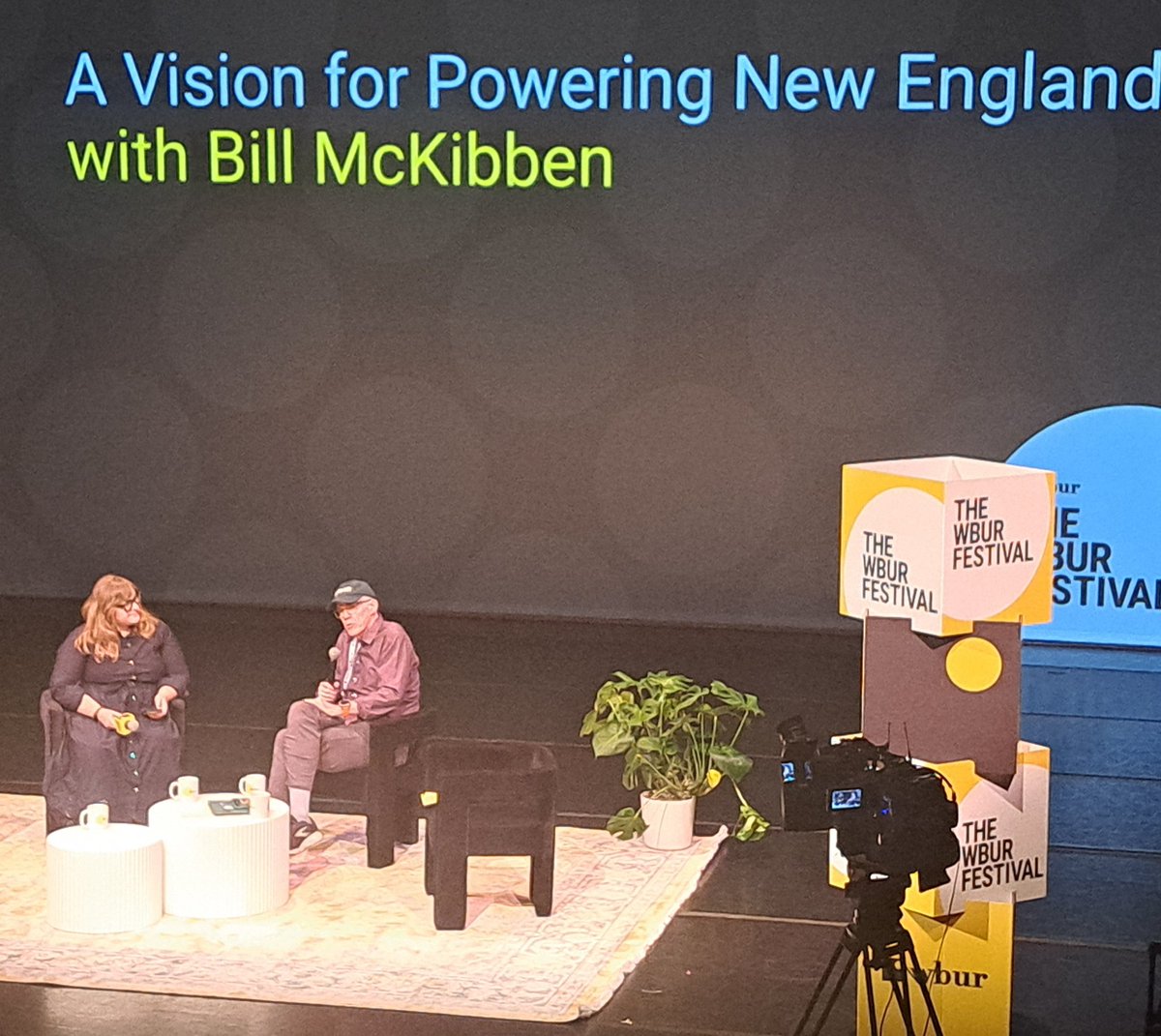 Janet_MASSPIRG's tweet photo. "#Solar, #wind, #batteries: that's where the juice is. Permitting solar takes average 90 days in the Northeast, ridiculous. #Solarapp is where it's at." @WBUR https://t.co/1lVrdI0Ykv
