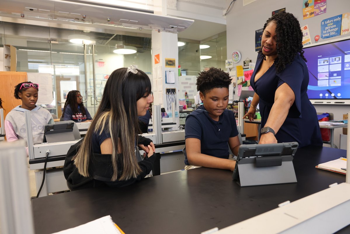 Chancellor Ferebee (@dcpschancellor) on Twitter photo May is coming to a close, but teaching future engineers at McKinley Middle School & across <a href="/dcpublicschools/">DC Public Schools</a> is a year-long practice ๐ฐ๏ธ
Thanks to Ms. Henderson for inspiring our scholars to explore ideas, solve challenges, and find their ๐ for learning. May is coming to a close, but teaching future engineers at McKinley Middle School & across <a href="/dcpublicschools/">DC Public Schools</a> is a year-long practice ๐ฐ๏ธ
Thanks to Ms. Henderson for inspiring our scholars to explore ideas, solve challenges, and find their ๐ for learning.